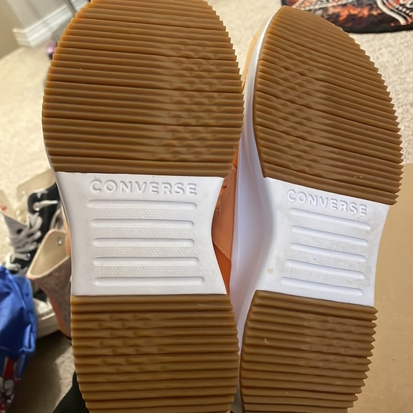 Converse One Star Sneakers. Never been worn (Sample)Unisex size 5.5 - Picture 4 of 4